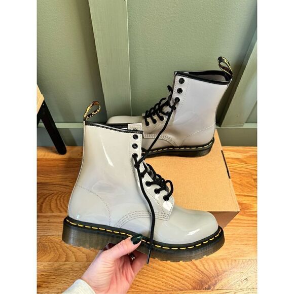 Doc Martens 1460 Zinc Grey Gray Slate Patent Lamper Women’s Boots, Size 7, NIB N - Picture 4 of 14